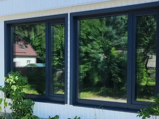 Bronzas plēve garam logu stiklojumam
